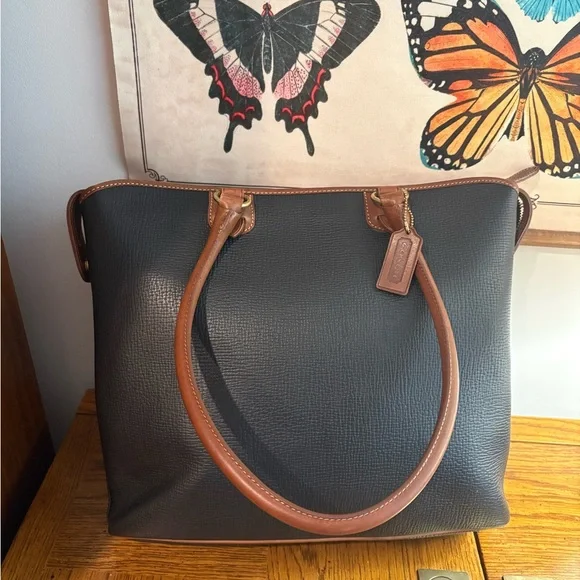 Coach Vintage Dakota Harvest Tote - Picture 3 of 14